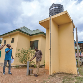 The Rotary–USAID partnership provided this clinic in Osedzi with a borehole and a solar-powered pump. Photo credit: Rotary International/Andrew Esiebo